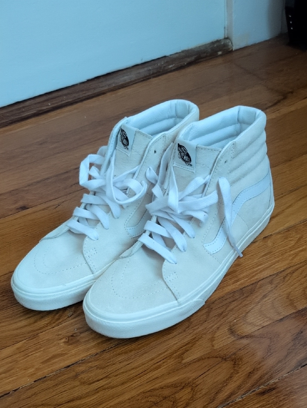 Vans Sk8-Hi High-Top Sneakers White Pig Suede Mens Size 9.0